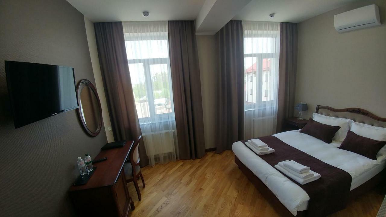 Hotel Meridian Brody المظهر الخارجي الصورة