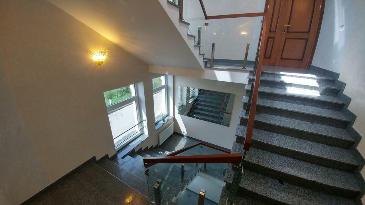 Hotel Meridian Brody المظهر الخارجي الصورة