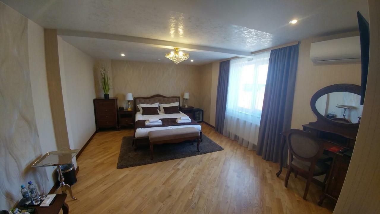 Hotel Meridian Brody المظهر الخارجي الصورة
