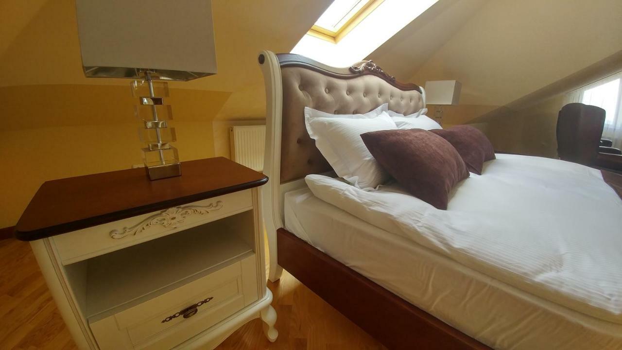 Hotel Meridian Brody المظهر الخارجي الصورة